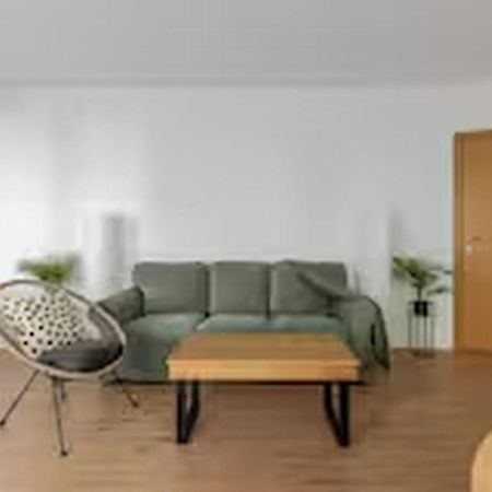 Apartamentos Nuevo Con Aire Y Wifi Aguilas Ngoại thất bức ảnh