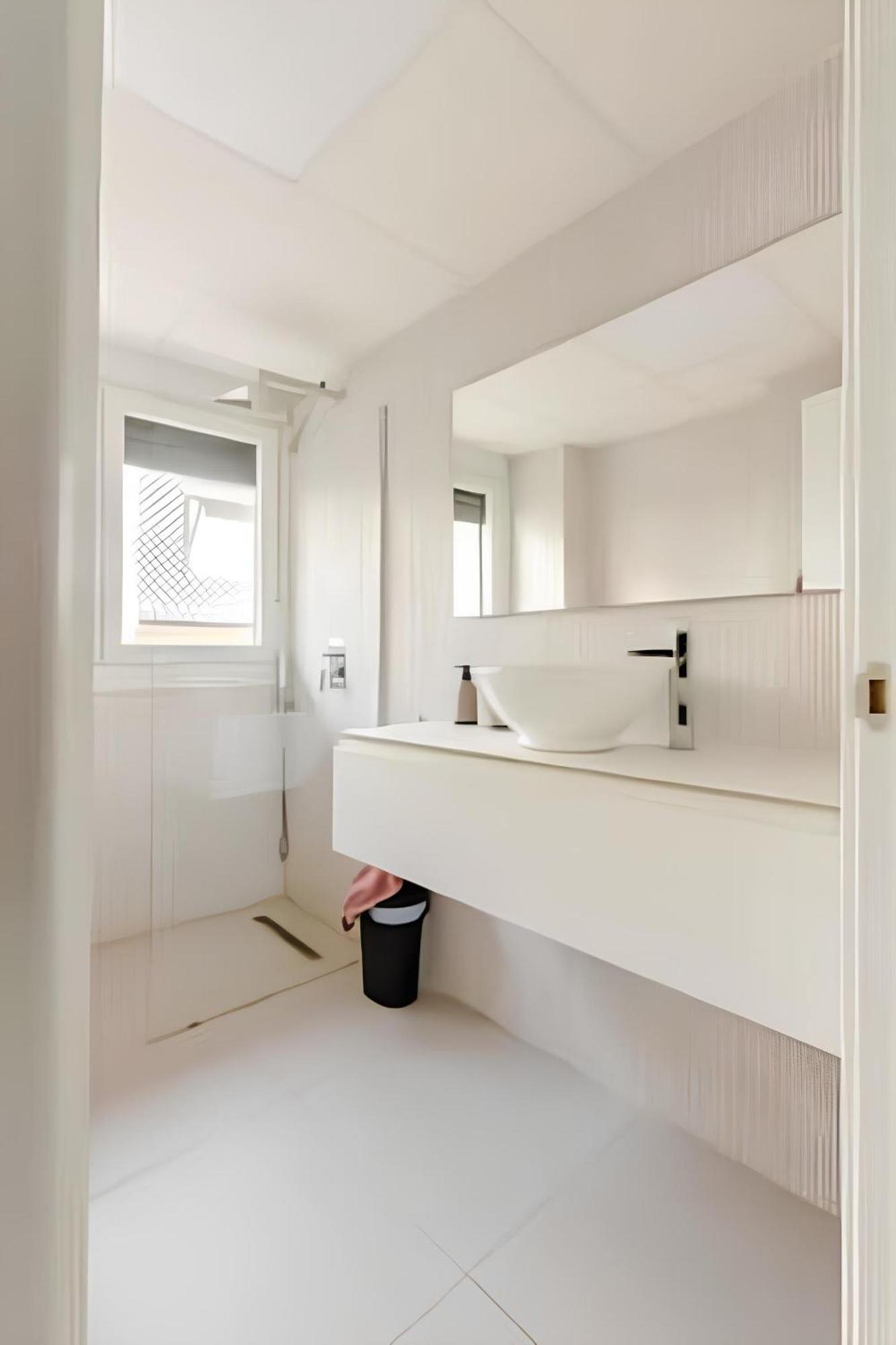 Apartamentos Nuevo Con Aire Y Wifi Aguilas Ngoại thất bức ảnh