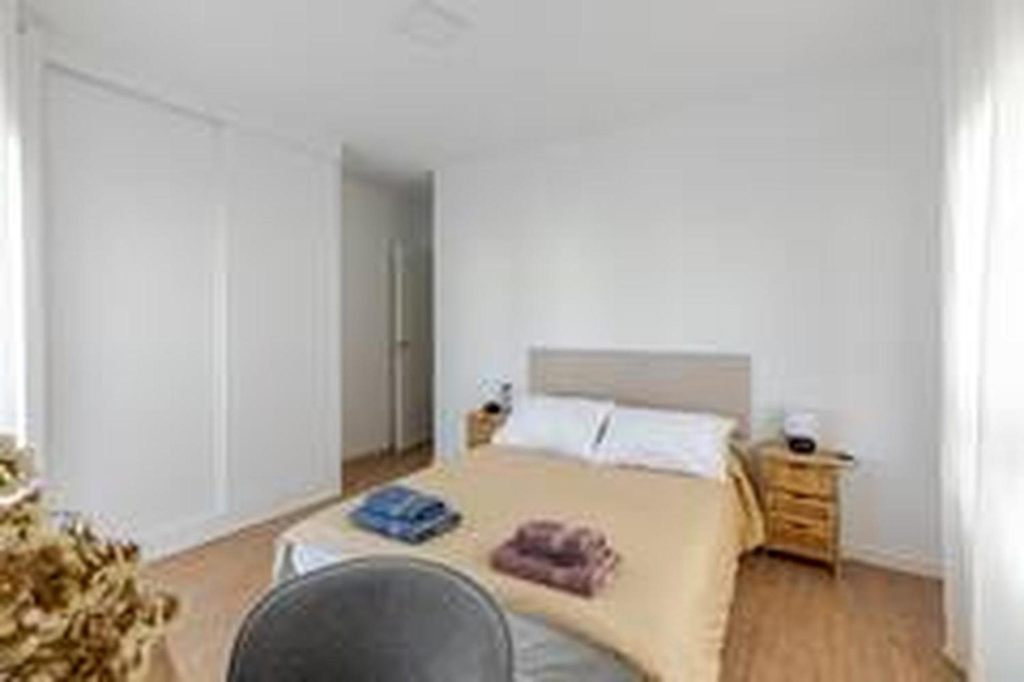 Apartamentos Nuevo Con Aire Y Wifi Aguilas Ngoại thất bức ảnh