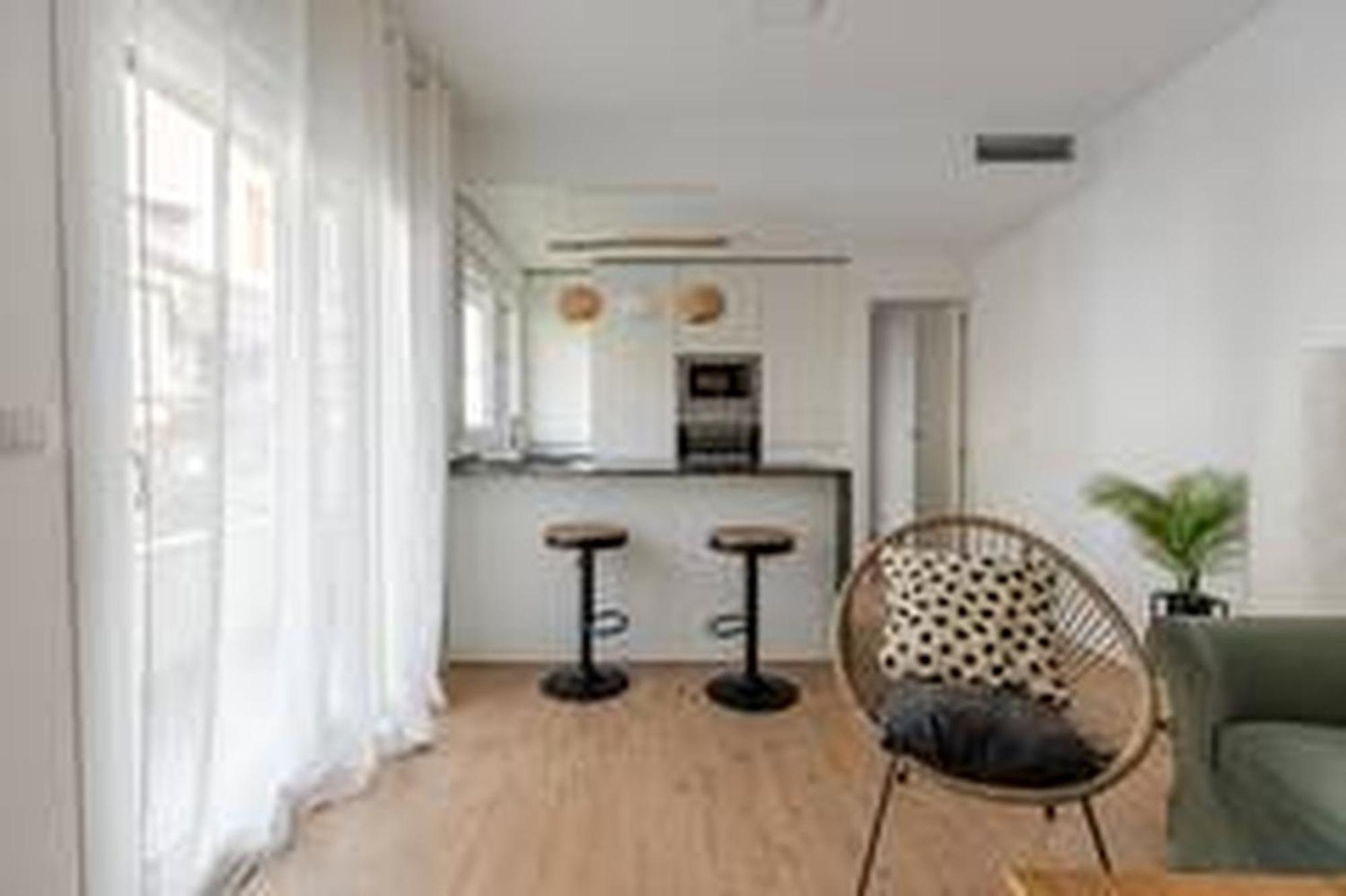 Apartamentos Nuevo Con Aire Y Wifi Aguilas Ngoại thất bức ảnh